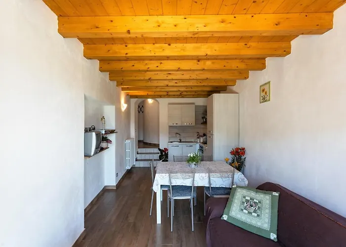 Ap. Artu - Di Garda Apartment