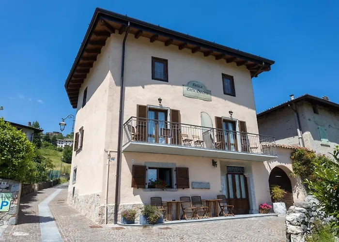 Ap. Artu - Di Garda Apartment *