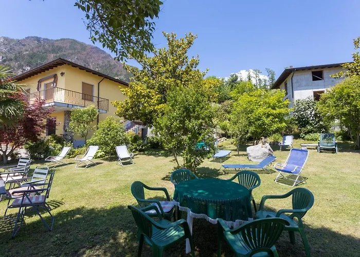 Ap. Artu - Di Garda Apartment