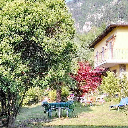 Ap. Artu - Di Garda Appartement